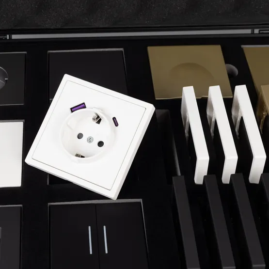 Фото #4 товара Демо-кейс WRA-CASE-MTL-BK-V5 (Arlight, Металл)